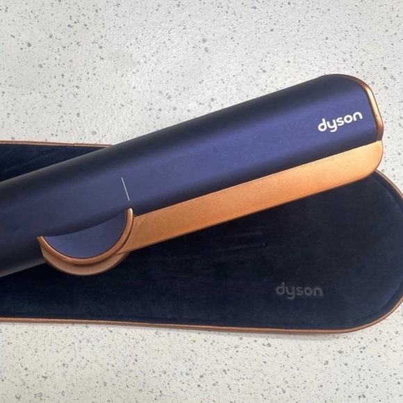 Dyson Airstrait - Picture 4 of 4